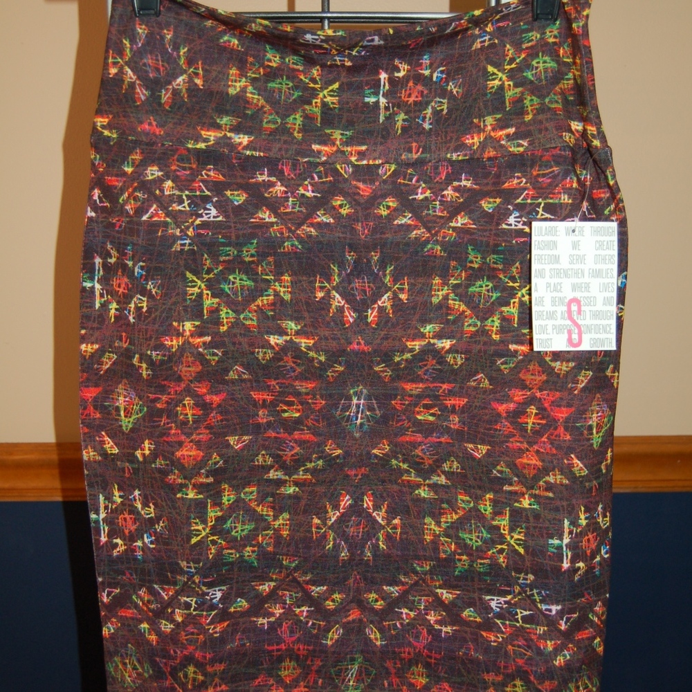 Cassie Lularoe Skirt